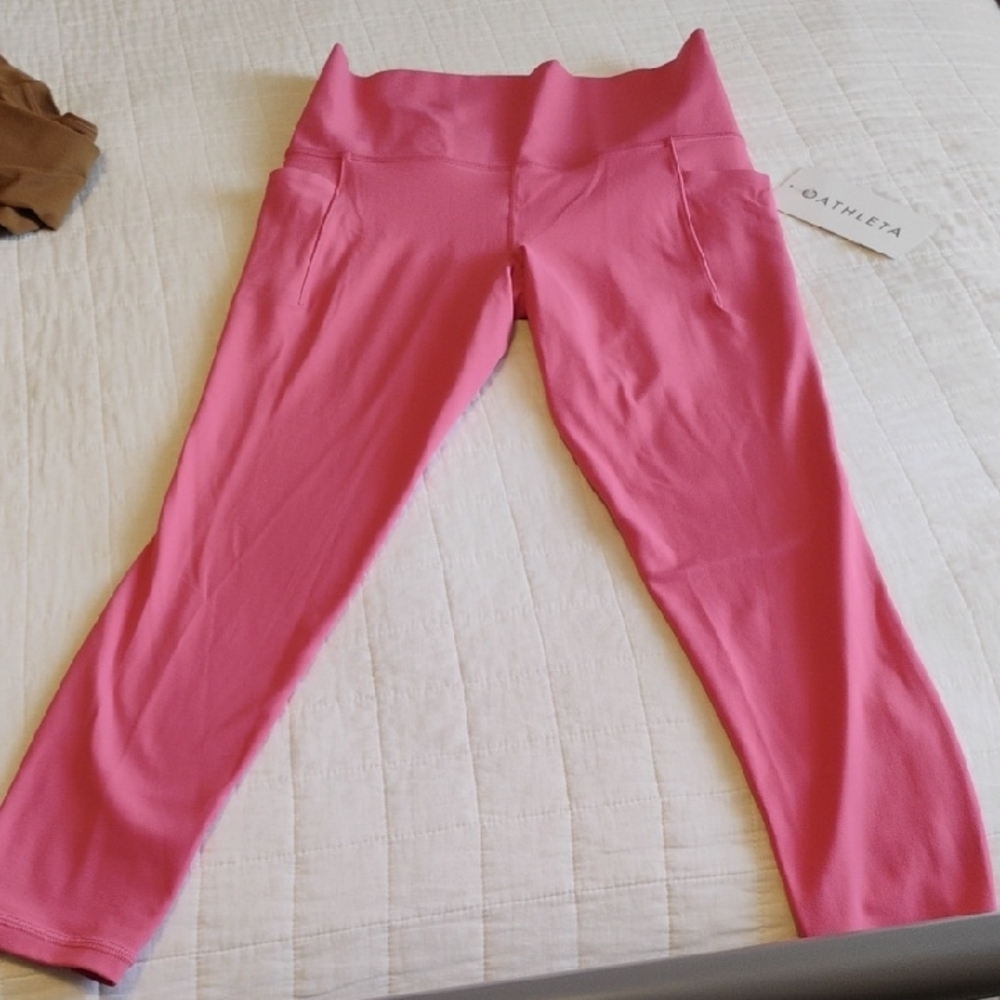 Athleta Salutation Stash 7/8 Tight